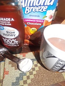 almond milk hot chocolate