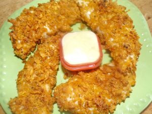 chicken tenders and creamy maple mustard dressing